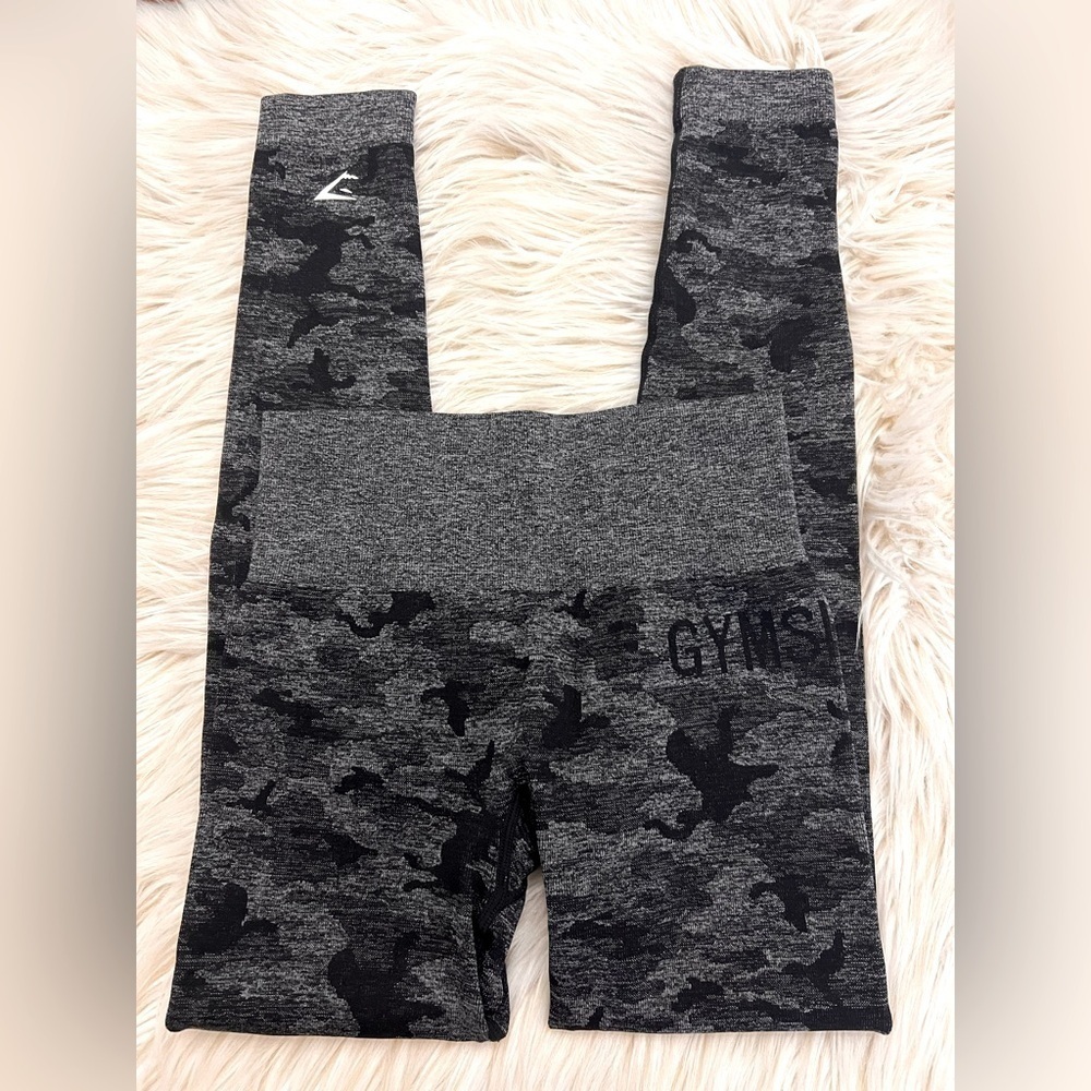 Gymshark Adapt Camo Seamless Leggings – XS
